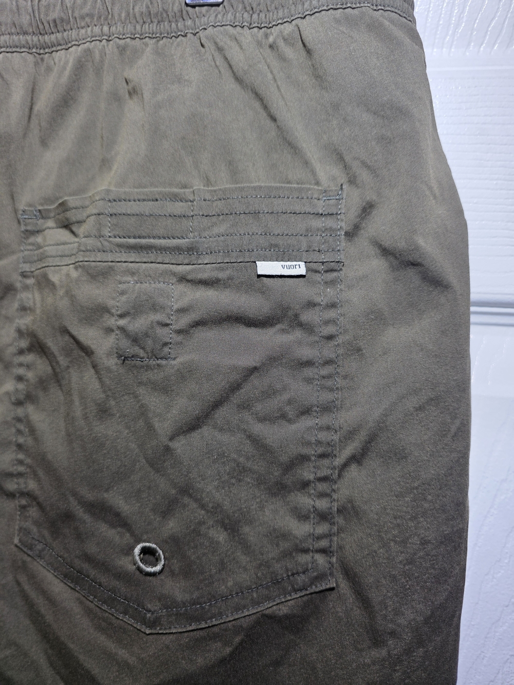 Vuori Men's Banks Hybrid Swim Shorts Olive Green Size L Lined Stretch Pocket - Picture 9 of 9